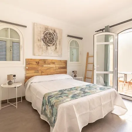 Апартаменты Flatguest + 2 Terraces + 9 Pax + Sea View Пайара