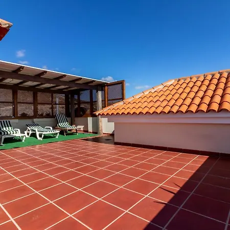 Flatguest + 2 Terraces + 9 Pax + Sea View Пайара